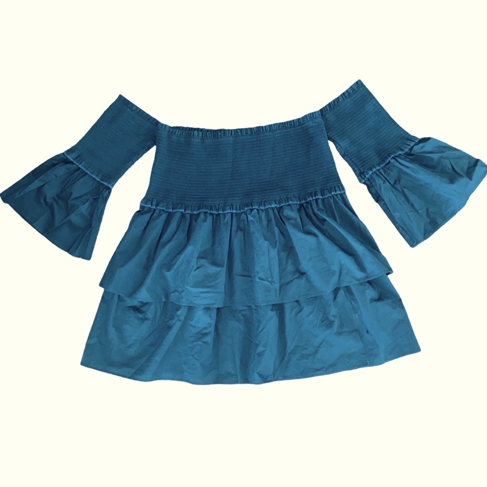 NYTT Smocked Off Shoulder Ruffled Top 3/4 length Bell Sleeves Teal Boho Sexy